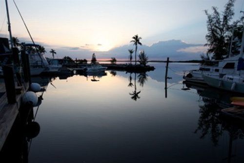 Tarpon Flats Inn & Marina - Key Largo Extérieur photo
